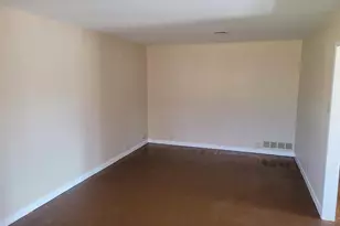 2419 N Shannon St, Sherman, TX 75092 - Photo 9