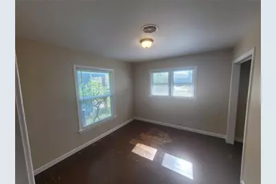 2419 N Shannon Street, Sherman, TX 75092 - Photo 3