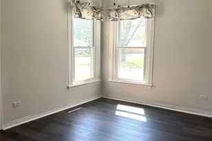 714 Forrest Ave, Cleburne, TX 76033 - Photo 9