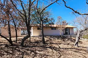 380 Nocona Dr, Nocona, TX 76255 - Photo 13
