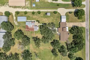 1900 Campbell Rd, Tolar, TX 76476 - Photo 35