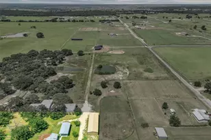 1900 Campbell Rd, Tolar, TX 76476 - Photo 31