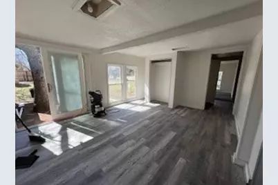 835 W Thompson Street, Jacksboro, TX 76458 - Photo 3