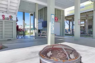 1991 Royaville Ct, Port Bolivar, TX 77650 - Photo 9