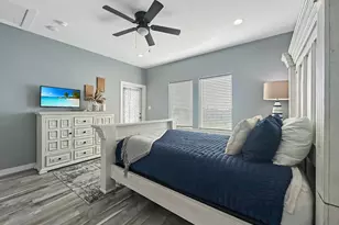 1991 Royaville Ct, Port Bolivar, TX 77650 - Photo 27