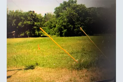 411 N 1st Street, Crandall, TX 75114 - Photo 3