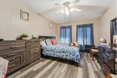 1801 Rayburn Avenue, Mesquite, TX 75149 - Photo 13