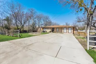 1801 Rayburn Ave, Mesquite, TX 75149 - Photo 5