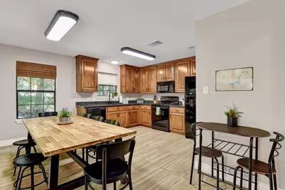 766 Lakepoint Loop, Pottsboro, TX 75076 - Photo 9