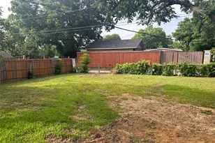 710 E Daugherty Dr, Garland, TX 75041 - Photo 11