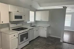 710 E Daugherty Dr, Garland, TX 75041 - Photo 5