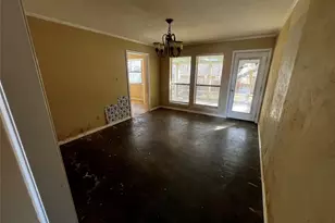 319 Jamie Way, Greenville, TX 75402 - Photo 9