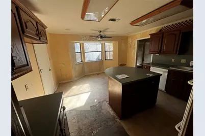 319 Jamie Way, Greenville, TX 75402 - Photo 5