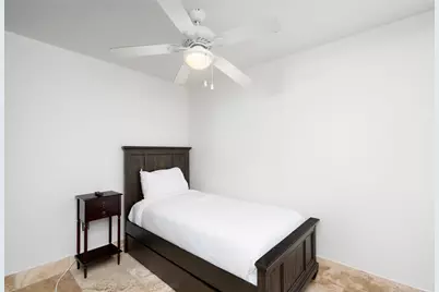 511 N Akard Street #1502, Dallas, TX 75201 - Photo 19