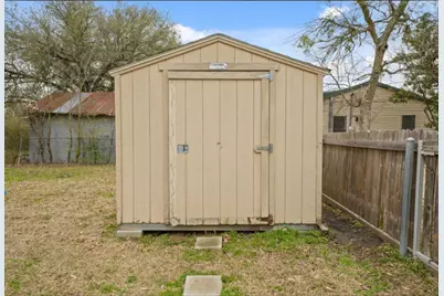 209 Mill Street, Lone Oak, TX 75453 - Photo 23