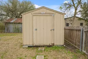 209 Mill St, Lone Oak, TX 75453 - Photo 23