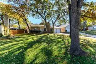 4815 Crestmont Ct, Arlington, TX 76017 - Photo 1