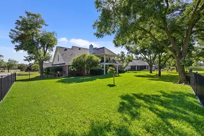5713 Tee Box Court, Granbury, TX 76049 - Photo 39