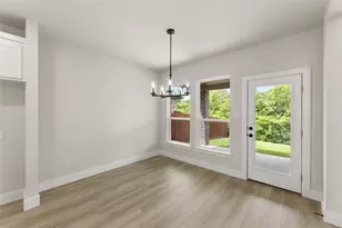 1328 Cash St, Burleson, TX 76028 - Photo 5