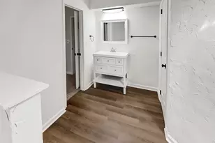 316 Diamond Ln, Burleson, TX 76028 - Photo 19