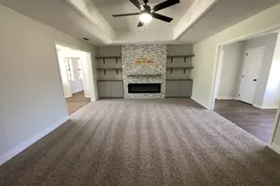 316 Diamond Ln, Burleson, TX 76028 - Photo 3