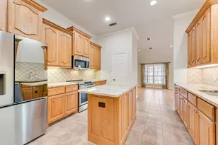 123 Crestpark Dr, Cedar Hill, TX 75104 - Photo 3