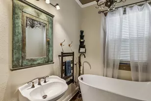 819 S Crockett St, Sherman, TX 75090 - Photo 23