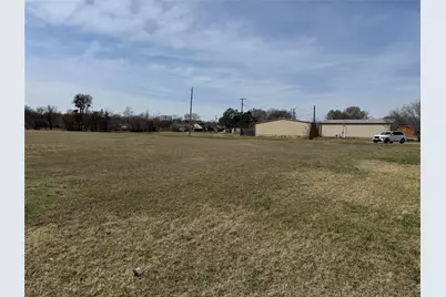 7945 White Settlement Road, White Settlement, TX 76108 - Photo 9