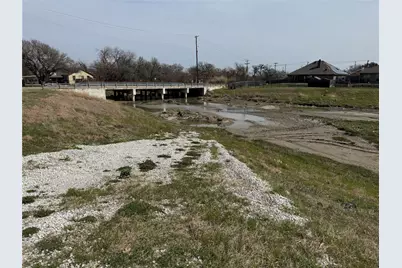 7945 White Settlement Road, White Settlement, TX 76108 - Photo 13