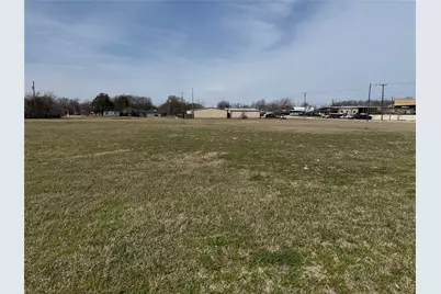 7945 White Settlement Road, White Settlement, TX 76108 - Photo 11