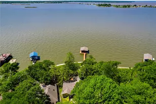 154 Ocean Dr, Gun Barrel City, TX 75156 - Photo 1