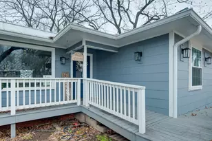 105 N 6th St, Midlothian, TX 76065 - Photo 1