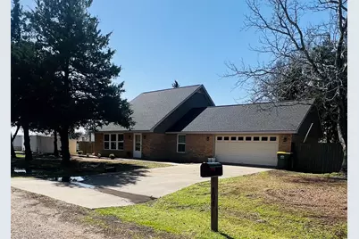 104 Cedar Creek Drive, Groesbeck, TX 76642 - Photo 1