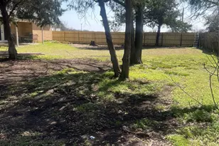 104 Cedar Creek Dr, Groesbeck, TX 76642 - Photo 19