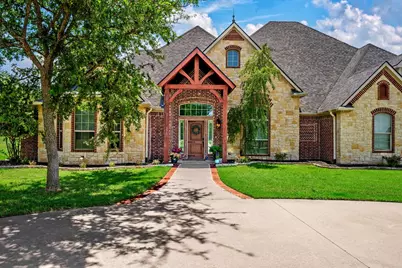 209 Chrissa Drive, Pottsboro, TX 75076 - Photo 3