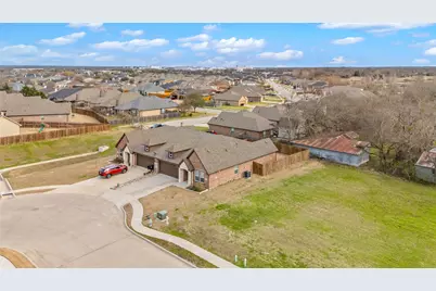 103 Tate Lane, Greenville, TX 75402 - Photo 7