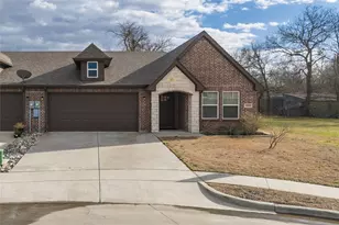103 Tate Ln, Greenville, TX 75402 - Photo 3