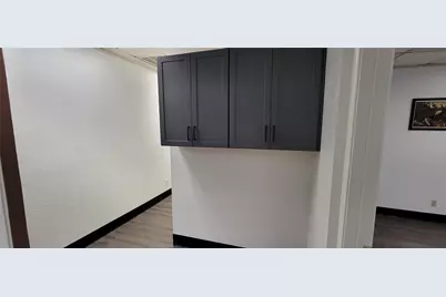 1638 W Irving Boulevard, Irving, TX 75061 - Photo 15