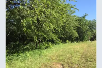 8513 Retreat Boulevard, Cleburne, TX 76033 - Photo 17