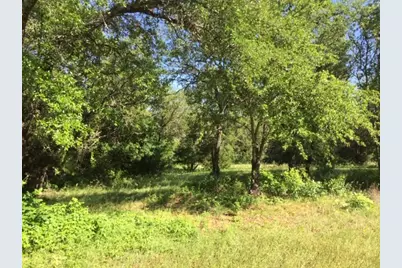 8513 Retreat Boulevard, Cleburne, TX 76033 - Photo 11