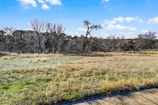 1711 Tiffany Ln, Glen Rose, TX 76043 - Photo 3