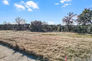 1721 Tiffany Ln, Glen Rose, TX 76043 - Photo 5