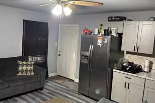 301 W Chestnut St, Kaufman, TX 75142 - Photo 9