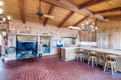 4246 Shore Front Court, Fort Worth, TX 76135 - Photo 9