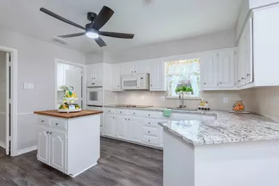 7 Harolds Circle, Richardson, TX 75081 - Photo 1