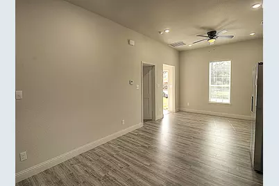 605 Olive Street, Cleburne, TX 76031 - Photo 15