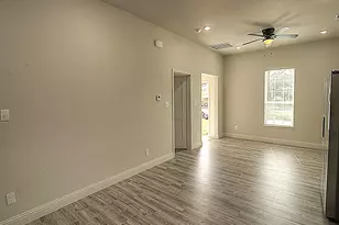 605 Olive St, Cleburne, TX 76031 - Photo 15