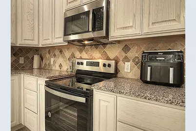 605 Olive Street, Cleburne, TX 76031 - Photo 13