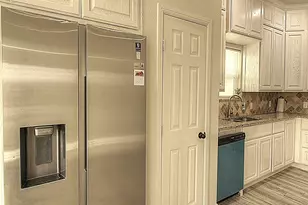 605 Olive St, Cleburne, TX 76031 - Photo 11