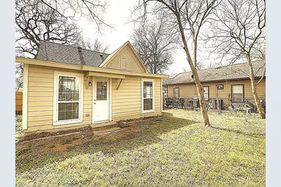 605 Olive Street, Cleburne, TX 76031 - Photo 23